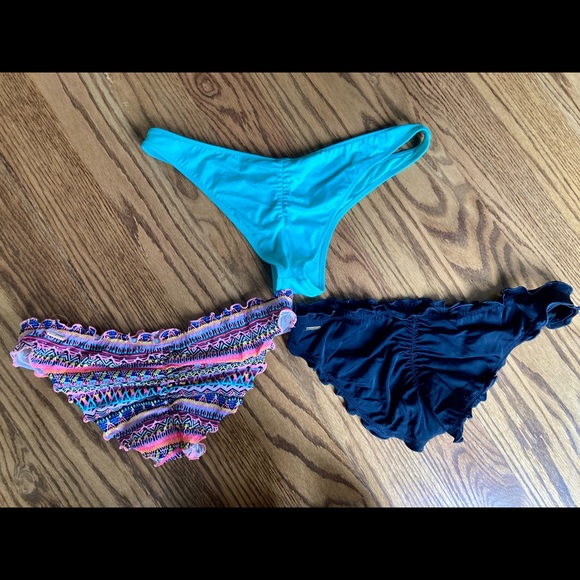 Victoria Secret cheeky bikini bottoms - Picture 2 of 6